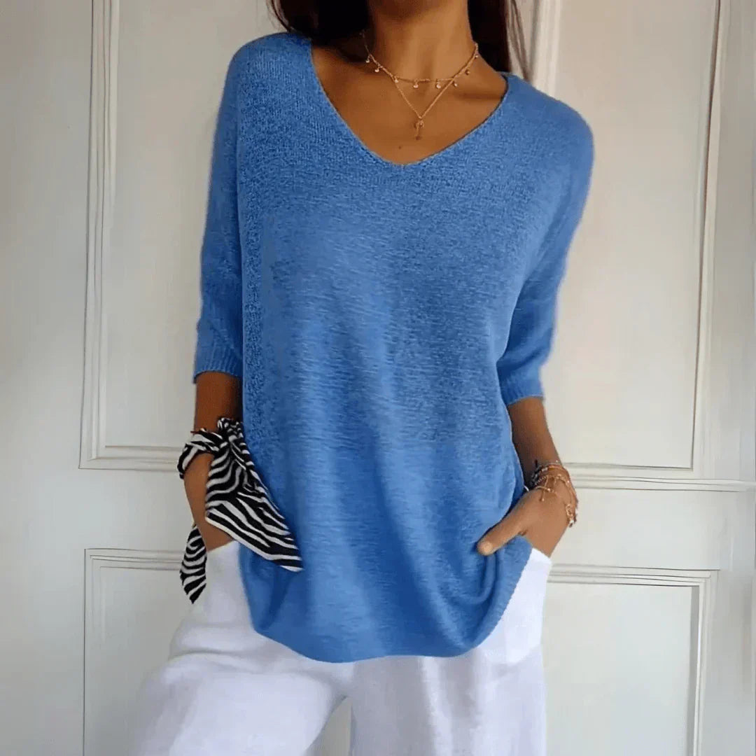 Relaxed Elegant Casual Top for Women, V-Neck Three-Quarter Sleeves, Lightweight Business Casual Shirt to Wear with Jeans