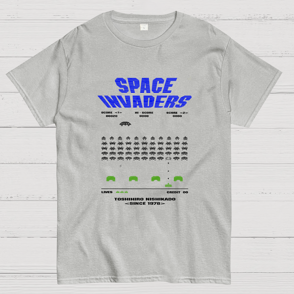 Space Invaders Retro Video Game Player y T-Shirt