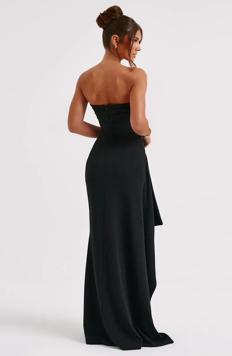 Off-Shoulder Twisted Maxi Dress for Women, Elegant Long Dress with Flattering Silhouette, Versatile Evening Wear