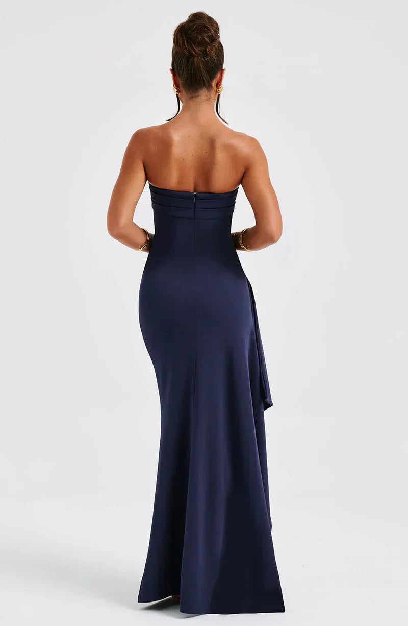 Off-Shoulder Twisted Maxi Dress for Women, Elegant Long Dress with Flattering Silhouette, Versatile Evening Wear